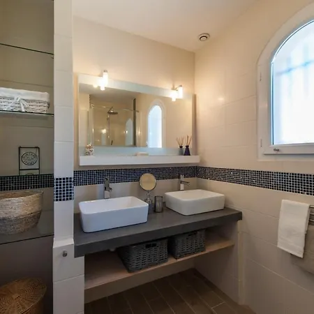 Deidiere 6pers/piscine/petanque/clim Vila *