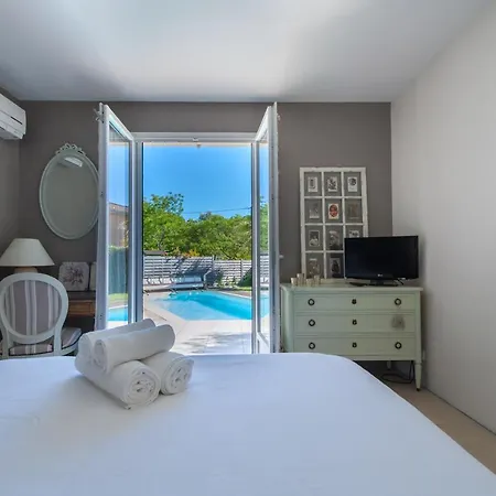 Deidiere 6pers/piscine/petanque/clim Saint-Cyr-sur-Mer