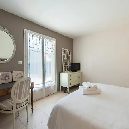 Deidiere 6pers/piscine/petanque/clim