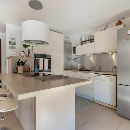 Deidiere 6pers/piscine/petanque/clim *