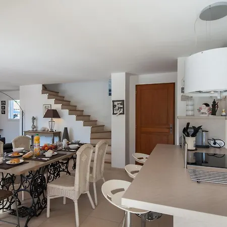 Vila Deidiere 6pers/piscine/petanque/clim Saint-Cyr-sur-Mer